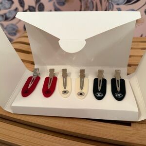 CHANEL BEAUTE 2025 VIP Gift Novelty Set of 6 Hair clips Red,Beige,Black NEW